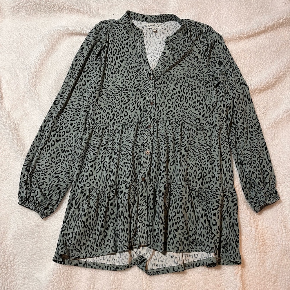 Cute little dress/shirt !